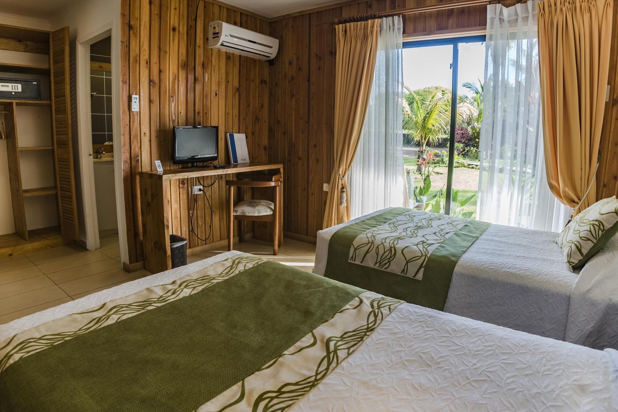 Taha Tai Hotel Ханга Роа Екстериор снимка